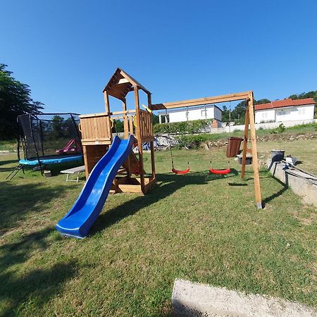 Apartments And Room Ljubica Lopar Exterior photo